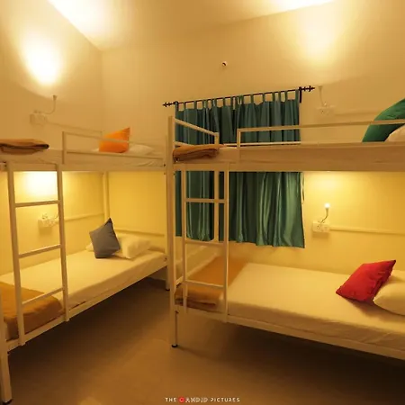 Puk'S Palace Thailand Hostel Ko Pha Ngan Exterior photo