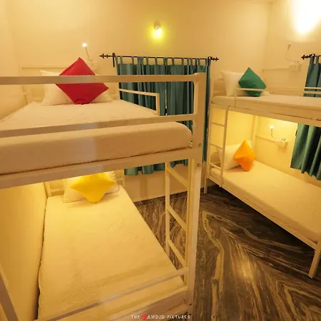 Puk'S Palace Thailand Hostel Ko Pha Ngan Exterior photo