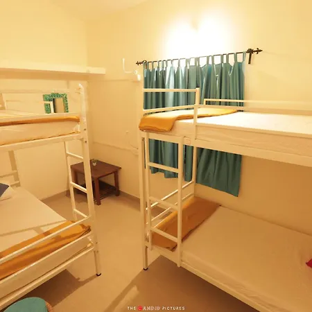 Puk'S Palace Thailand Hostel Ko Pha Ngan Exterior photo